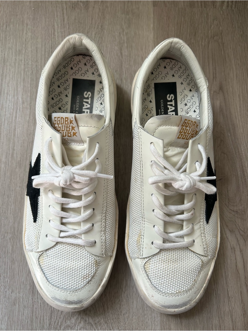 Golden Goose Men's Stardan in white mesh with black suede star 42 - Picture 4 of 12